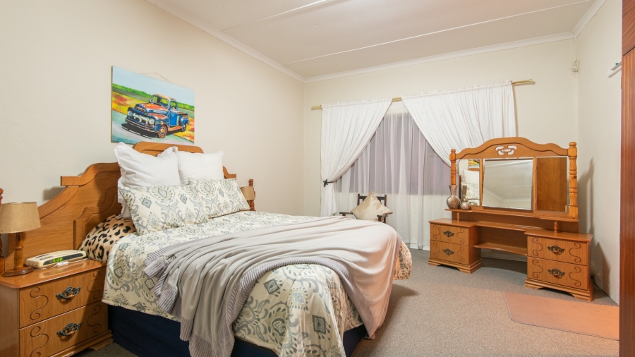 5 Bedroom Property for Sale in Somerset East Eastern Cape